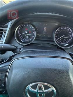 تۆیۆتا کامری